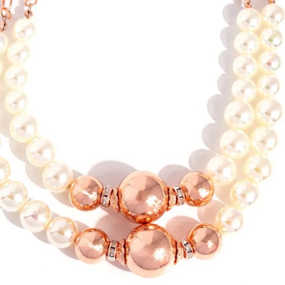 ⚪️🤍⚪️ “BALLROOM BALANCE” COPPER NECKLACE WITH FREE EARRINGS ~ PAPARAZZI❗️ - Picture 2 of 6